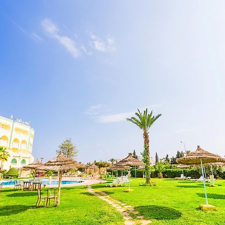 Houria Palace Порт-Эль-Кантауи Экстерьер фото